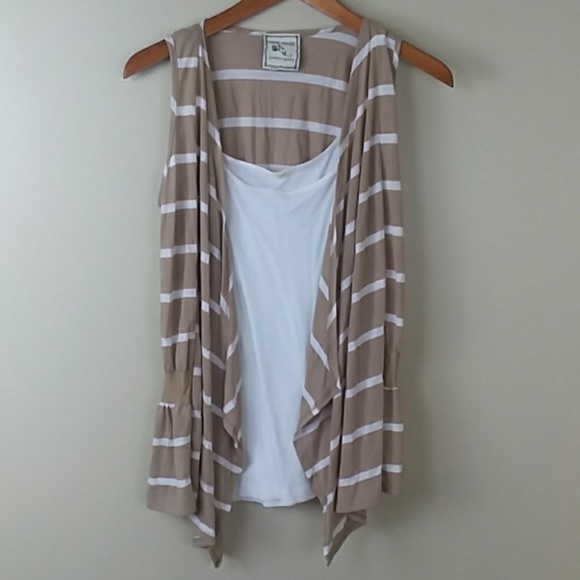 Tan White Striped Flowy Vest - Picture 2 of 6